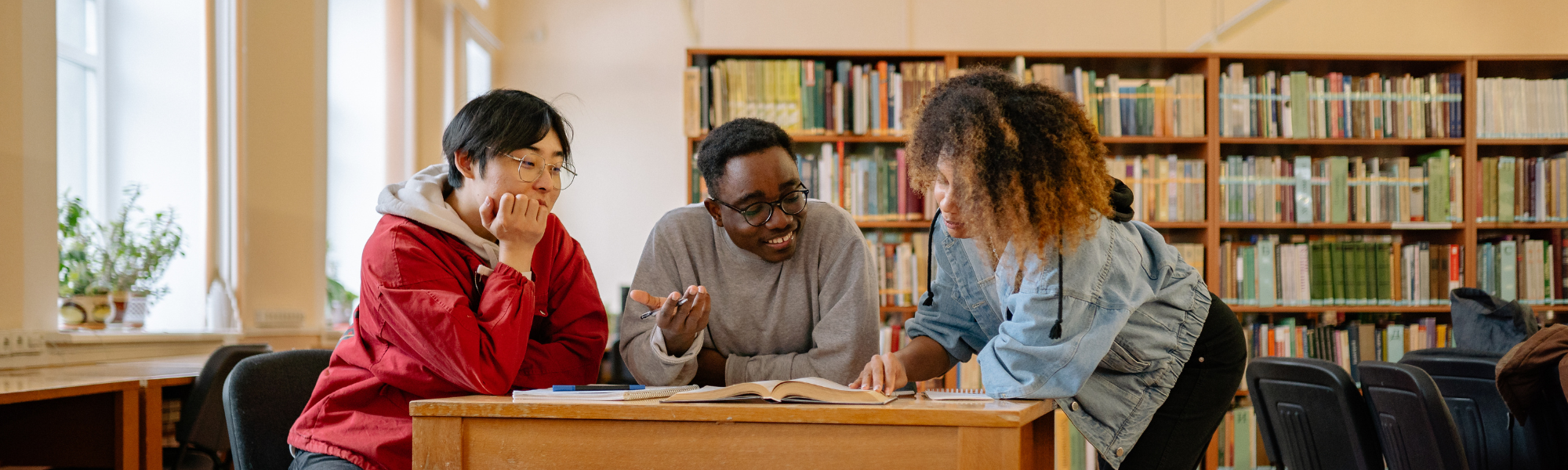 Why ICD-10 Students Struggle Early—and How Reinforcement Improves Outcomes Without Replacing Instruction